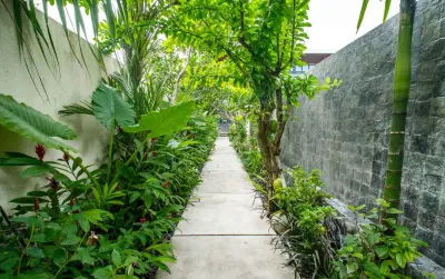 GARDEN-1