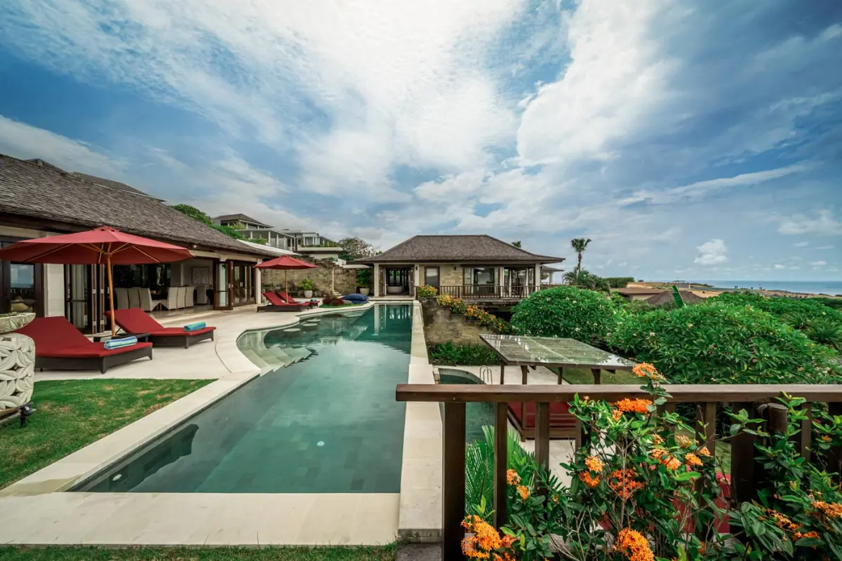 Forever-Pandawa-Luxury-6bed-Villa-Uluwatu-for-large-groups-8