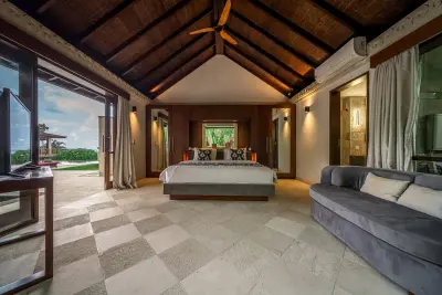 Forever-Pandawa-Luxury-6bed-Villa-Uluwatu-for-large-groups-15