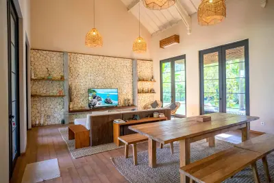 Indoor-Dining-Living-Room-4