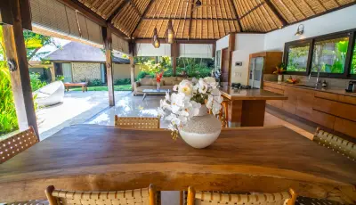 KAYU-MERAH-3BED-AKILEA-FAMILY-VILLAS-ULUWATU-14