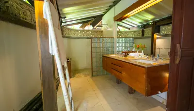 KAYU-MERAH-3BED-AKILEA-FAMILY-VILLAS-ULUWATU-8