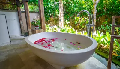 KAYU-MERAH-3BED-AKILEA-FAMILY-VILLAS-ULUWATU-37