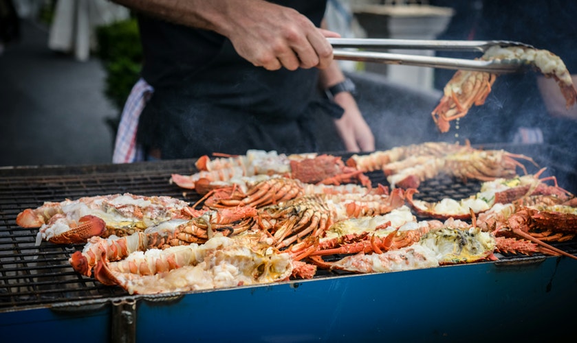 PRIVATE BBQs, LUNCHES & DINNERS AT THE VILLA