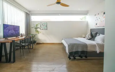 Bedroom-5-Breakfast-Desa-Berawa-Luxury-Villa-Canggu-3