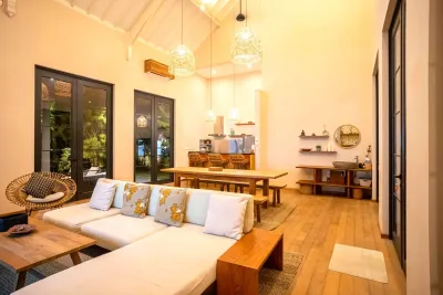 Indoor-Dining-Living-Room-1