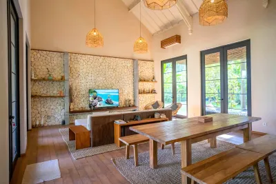 Indoor-Dining-Living-Room-4