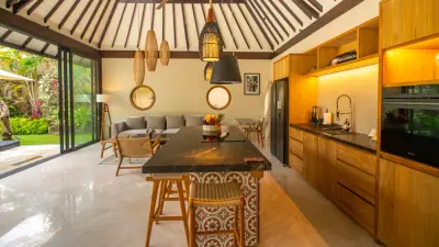 Markissa-3bed-Luxury-villa-for-families-Uluwatu-Bali-34