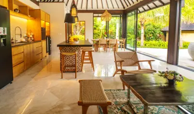 Markissa-3bed-Luxury-villa-for-families-Uluwatu-Bali-36