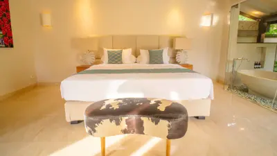 Markissa-3bed-Luxury-villa-for-families-Uluwatu-Bali-53