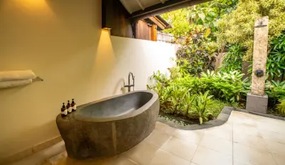 Markissa-3bed-Luxury-villa-for-families-Uluwatu-Bali-17