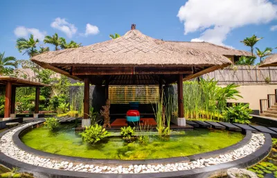 Pond-Area-Luxury-Beachfront-Villa-Canggu-3