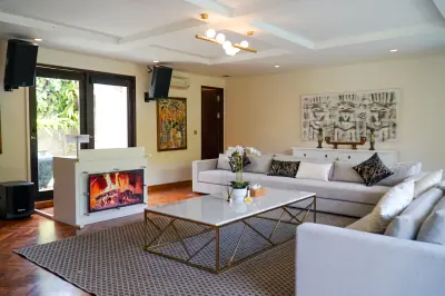 Multimedia-Room-Cassia-2-2