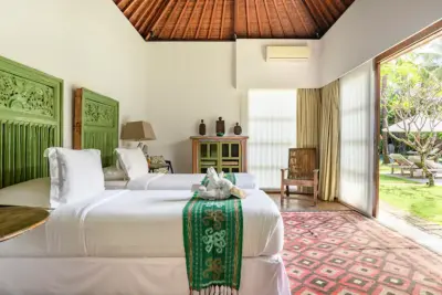 Luxury-Villa-Tiga-Puluh-7bed-18