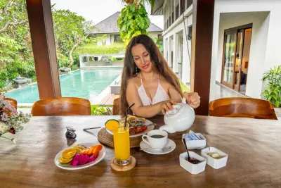 Breakfast-Luxury-Villa-Canggu-2-1