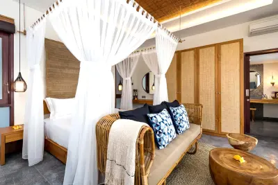 Tara-7bedrooms-luxury-villa-for-large-groups-Canggu-12