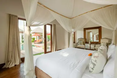 Luxury-6bed-Villa-Naty-Umalas-Bali-37