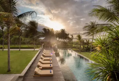 Large-Family-Villa-Bali-8-Bedroom-Sanur-39