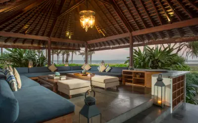 Large-Family-Villa-Bali-8-Bedroom-Sanur-34