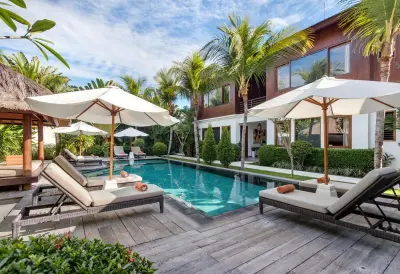 Pool-Tangram-Luxury-Villas-For-Big-Group-Seminyak-Bali-10
