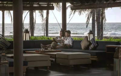 Large-Family-Villa-Bali-8-Bedroom-Sanur-15