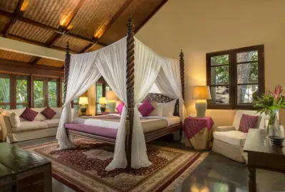 Large-Family-Villa-Bali-8-Bedroom-Sanur-24