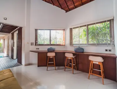 Marton-Luxury-Family-Villa-Berawa-Canggu-Outside-Area-1-4