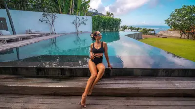 Pool-By-The-Beach-Luxury-Beach-Villa-Cemagi-3-2