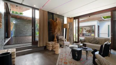 living-room-De-Prestigio-6bedroom-Large-Family-Accommodation-Canggu-1-1