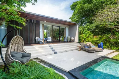 pool-De-Prestigio-6bedroom-Large-Family-Accommodation-Canggu-79-1