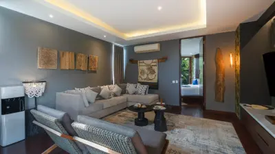 living-room-De-Prestigio-3bedroom-Luxury-Family-Villa-Canggu-9ab-1