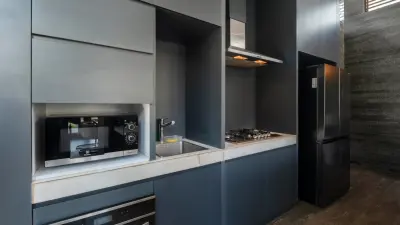 kitchen-De-Prestigio-6bedroom-Large-Family-Accommodation-Canggu-115-1