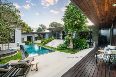 pool-De-Prestigio-6bedroom-Large-Family-Accommodation-Canggu-73-1