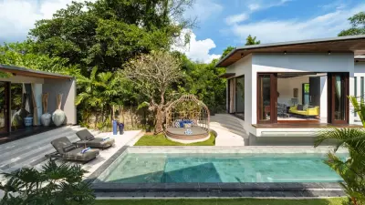 pool-De-Prestigio-6bedroom-Large-Family-Accommodation-Canggu-75-1