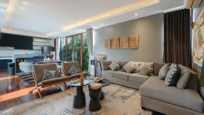 living-room-De-Prestigio-3bedroom-Luxury-Family-Villa-Canggu-10-1