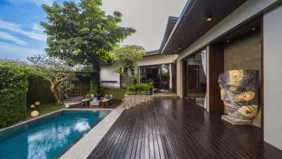 pool-De-Prestigio-3bedroom-Luxury-Family-Villa-Canggu-42a-1